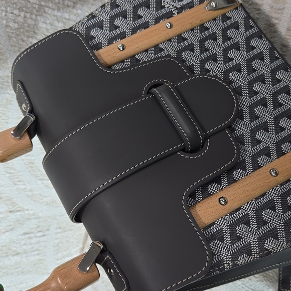 GOYARD Grey  Saigon Structure PM Goyardine Palladium Hardware - Picture 10 of 16